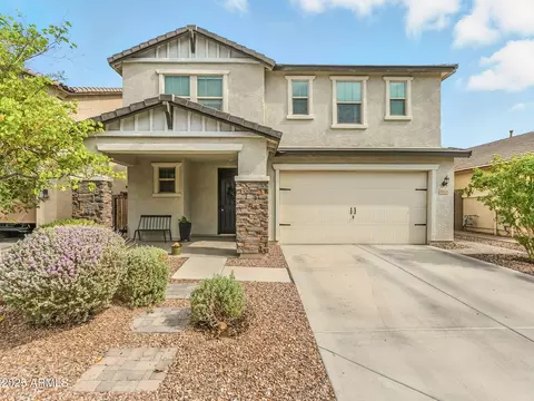 Exterior - 5018 E Greenway St, Mesa, AZ 85205 photo 2 of 13
