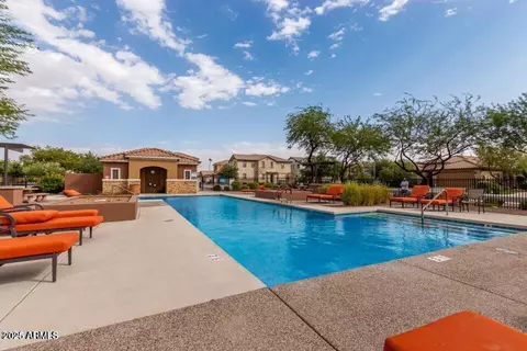 Exterior - 5018 E Greenway St, Mesa, AZ 85205 photo 12 of 13