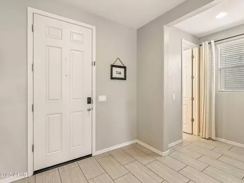 Entry Way - 5018 E Greenway St, Mesa, AZ 85205 photo 1 of 1