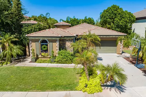 904 E Mead Dr, Chandler, AZ 85249