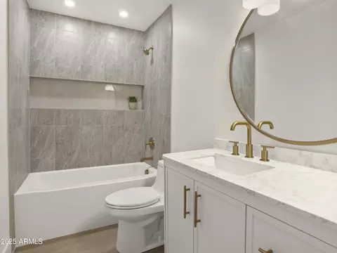 3211 W Echo Ln, Phoenix, AZ 85051 photo 32