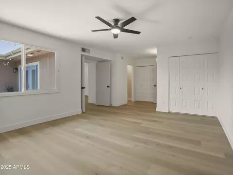 3211 W Echo Ln, Phoenix, AZ 85051 photo 23