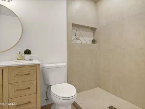 3211 W Echo Ln, Phoenix, AZ 85051 photo 27