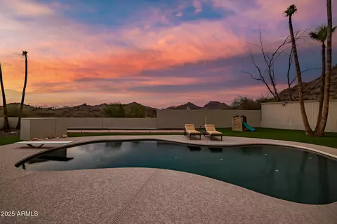 Exterior - 7638 N 20th St, Phoenix, AZ 85020 photo 16 of 17
