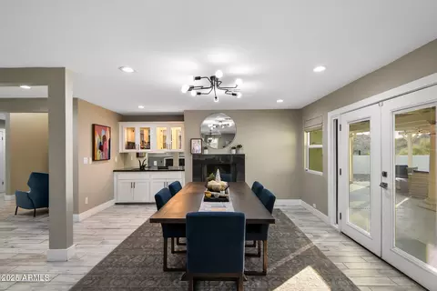 Dining - 7638 N 20th St, Phoenix, AZ 85020 photo 1 of 3