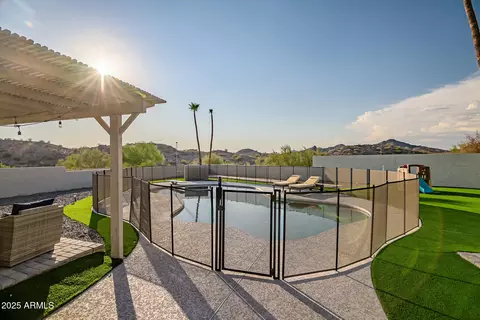 Exterior - 7638 N 20th St, Phoenix, AZ 85020 photo 2 of 17