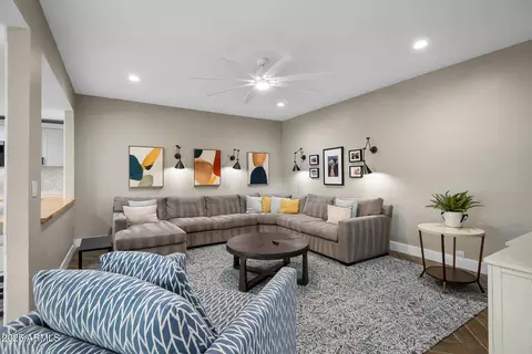 Living - 7638 N 20th St, Phoenix, AZ 85020 photo 1 of 2