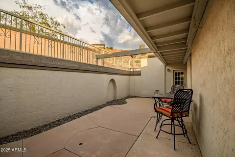 Exterior - 7638 N 20th St, Phoenix, AZ 85020 photo 10 of 17