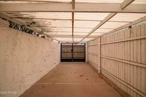 Exterior - 7638 N 20th St, Phoenix, AZ 85020 photo 12 of 17