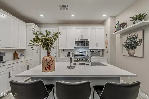 4077 S Sabrina Dr #70, Chandler, AZ 85248