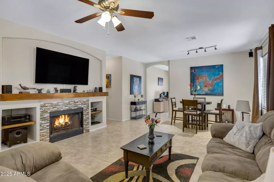 Living - 10631 E Olla Ave, Mesa, AZ 85212 photo 3 of 3
