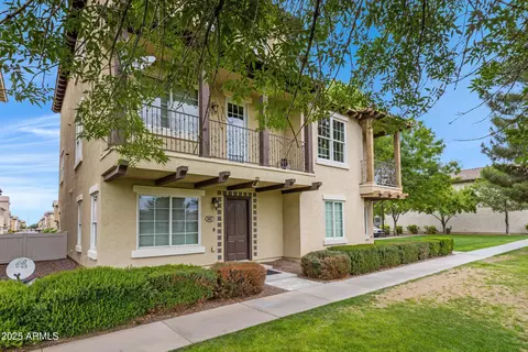 Exterior - 3687 E Leslie Dr, Gilbert, AZ 85296 photo 2 of 7