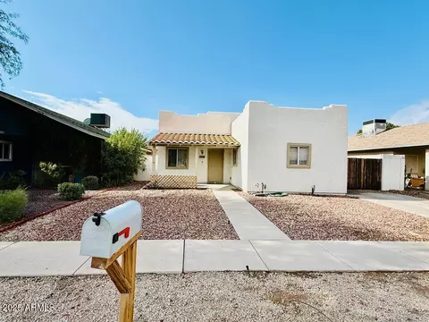 1409 E Apollo Rd, Phoenix, AZ 85042