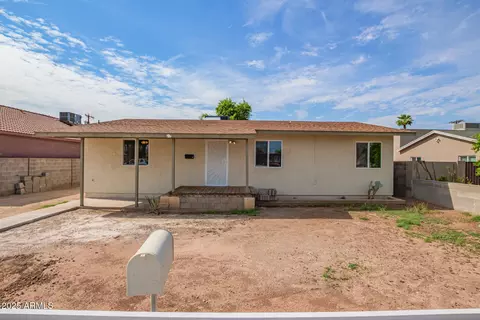 3527 W Almeria Rd, Phoenix, AZ 85009