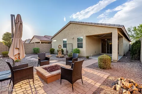 Exterior - 3235 W Carter Rd, Phoenix, AZ 85041 photo 6 of 12