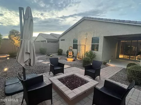 Exterior - 3235 W Carter Rd, Phoenix, AZ 85041 photo 11 of 12