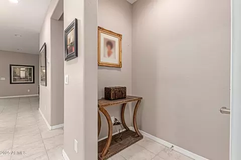 Entry Way - 3235 W Carter Rd, Phoenix, AZ 85041 photo 1 of 3