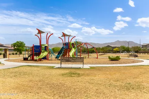 View/Area - 3235 W Carter Rd, Phoenix, AZ 85041 photo 1 of 2