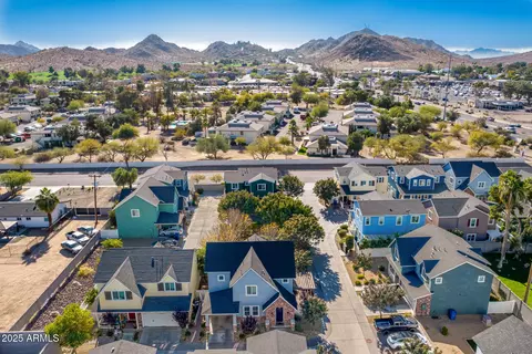 View/Area - 739 E Calavar Rd, Phoenix, AZ 85022 photo 1 of 1