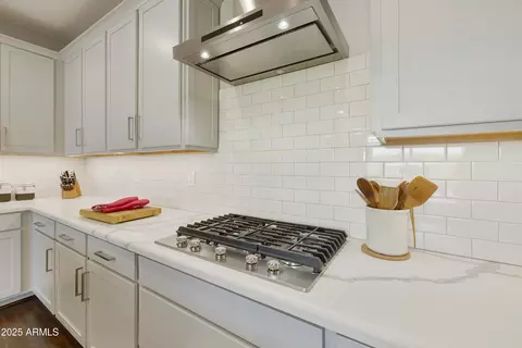 Kitchen - 10330 E Tiburon Ave, Mesa, AZ 85212 photo 5 of 11