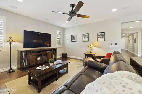 Living - 10330 E Tiburon Ave, Mesa, AZ 85212 photo 2 of 5