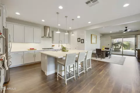 Kitchen - 10330 E Tiburon Ave, Mesa, AZ 85212 photo 6 of 11