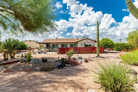 Exterior - 8352 Edgewood Ave, Mesa, AZ 85208 photo 4 of 6
