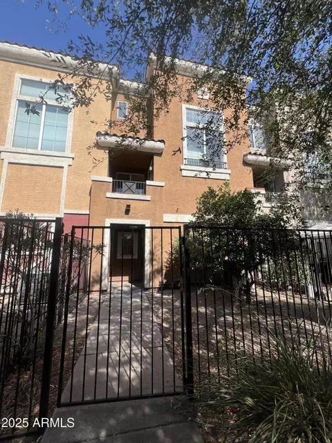 2450 W Glenrosa Ave #48, Phoenix, AZ 85015