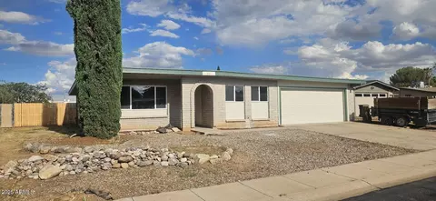 911 Pico Ct, Sierra Vista, AZ 85635