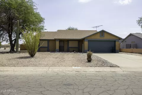 10065 W Leander Dr, Arizona City, AZ 85123