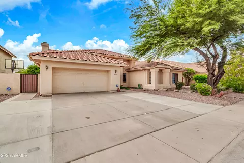 205 E Stacey Ln, Tempe, AZ 85284