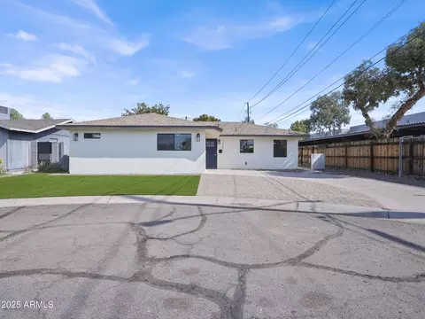 1046 Elm St, Phoenix, AZ 85014