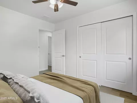 Bedroom - 1046 Elm St, Phoenix, AZ 85014 photo 9 of 10