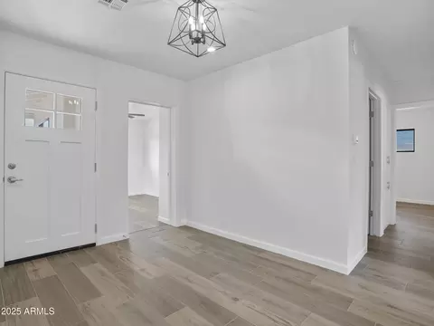 Entry Way - 1046 Elm St, Phoenix, AZ 85014 photo 1 of 1