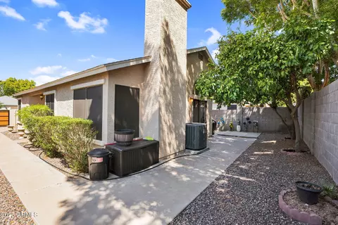 Exterior - 4725 E Brown Rd #10, Mesa, AZ 85205 photo 4 of 5