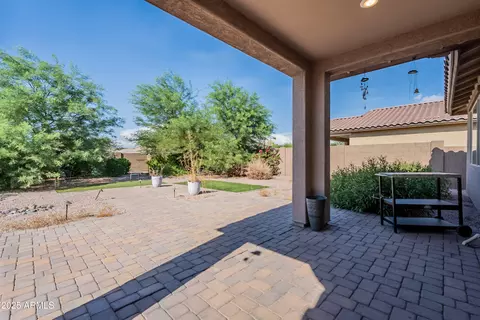 Exterior - 2816 W Pollack St, Phoenix, AZ 85041 photo 3 of 12