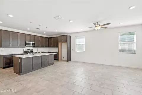 Other - 2816 W Pollack St, Phoenix, AZ 85041 photo 5 of 18