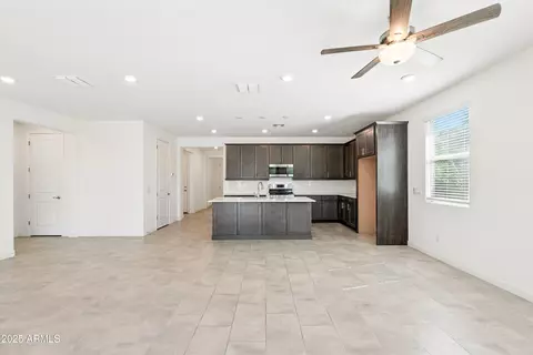 Living - 2816 W Pollack St, Phoenix, AZ 85041 photo 8 of 8