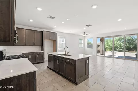 Kitchen - 2816 W Pollack St, Phoenix, AZ 85041 photo 7 of 7