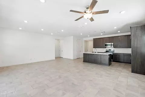 Living - 2816 W Pollack St, Phoenix, AZ 85041 photo 1 of 8