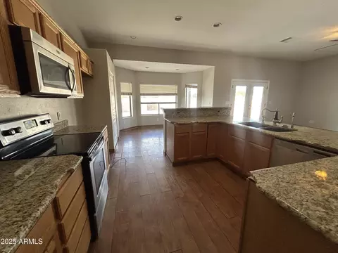 934 E Carlise Rd, Phoenix, AZ 85086 photo 9