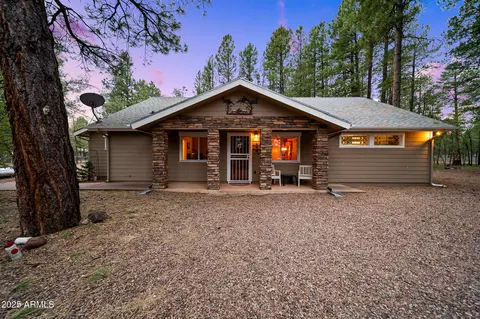 1096 Cooper Ln, Lakeside, AZ 85929