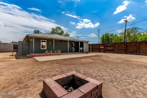 Exterior - 4002 N 12th St, Phoenix, AZ 85014 photo 6 of 7