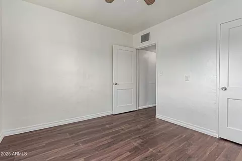 Bedroom - 4002 N 12th St, Phoenix, AZ 85014 photo 3 of 5