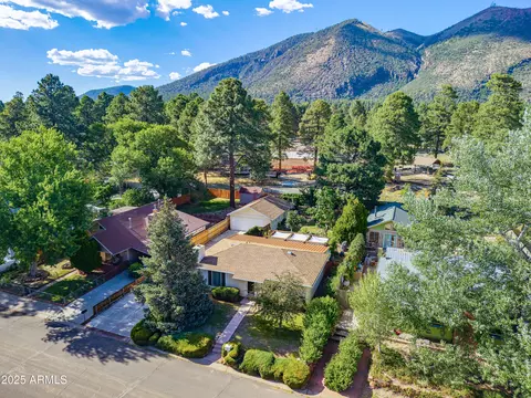 View/Area - 3106 E Mount Elden Dr, Flagstaff, AZ 86004 photo 4 of 4