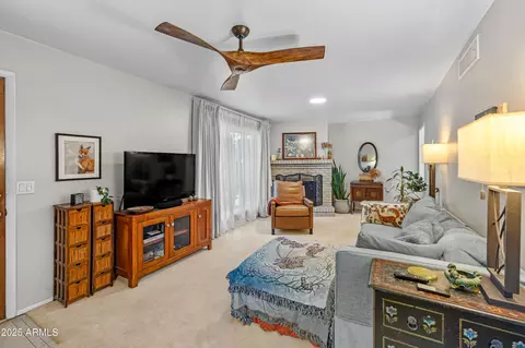 Living - 3106 E Mount Elden Dr, Flagstaff, AZ 86004 photo 2 of 3