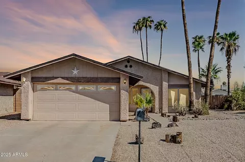 724 W Garnet Ave, Mesa, AZ 85210