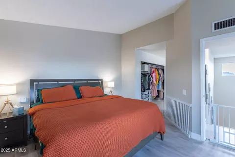Bedroom - 4131 E Carter Dr, Phoenix, AZ 85042 photo 5 of 5