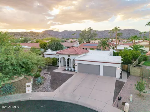 View/Area - 3846 E Keresan St, Phoenix, AZ 85044 photo 1 of 14