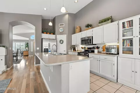 Kitchen - 702 W Scott Ave, Gilbert, AZ 85233 photo 6 of 7